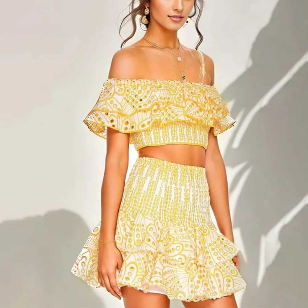 Two Piece Dress VGH ultra-thin two-piece womens slanted neck short Slve back top high waist body A-line skiing hollow set women Y250315IOE8