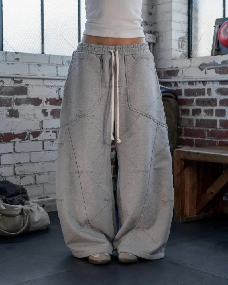 High Street Trendy Streetwear Trousers Retro y Spliced Wideleg Sweatpants Men Drawstring Gray Casual Pants Women 250314