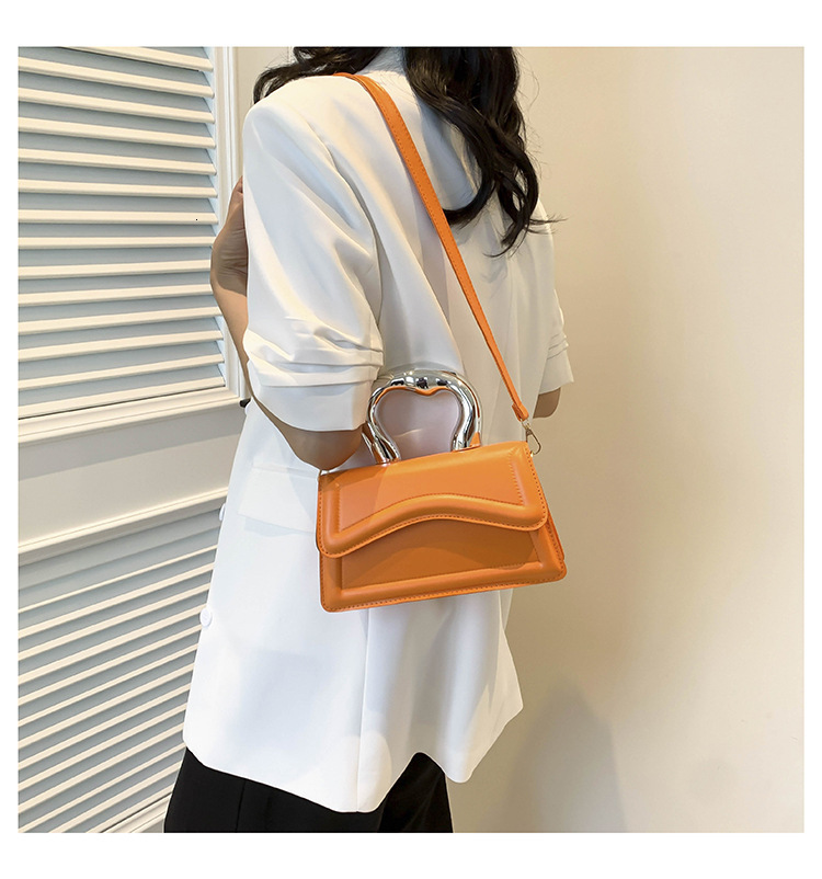 2025 New Designer Shoulder Bag Exquisite Banquet Bag Cute Candy Color Handbag Women's Premium Small Square Bag