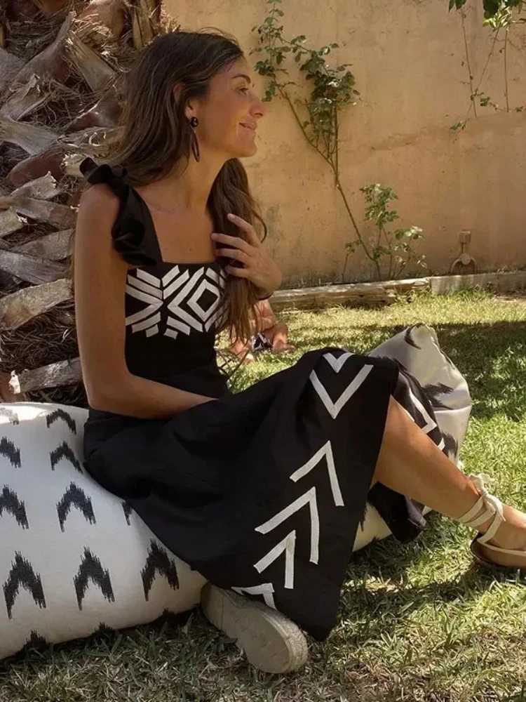 Two Piece Dress 2025 New Women Causal Two Piece Sets Summer Plaid Fly Slve Crop Tops Print Skirt Dr Sets Holiday Elegant Women Outfits Y2503154P6O