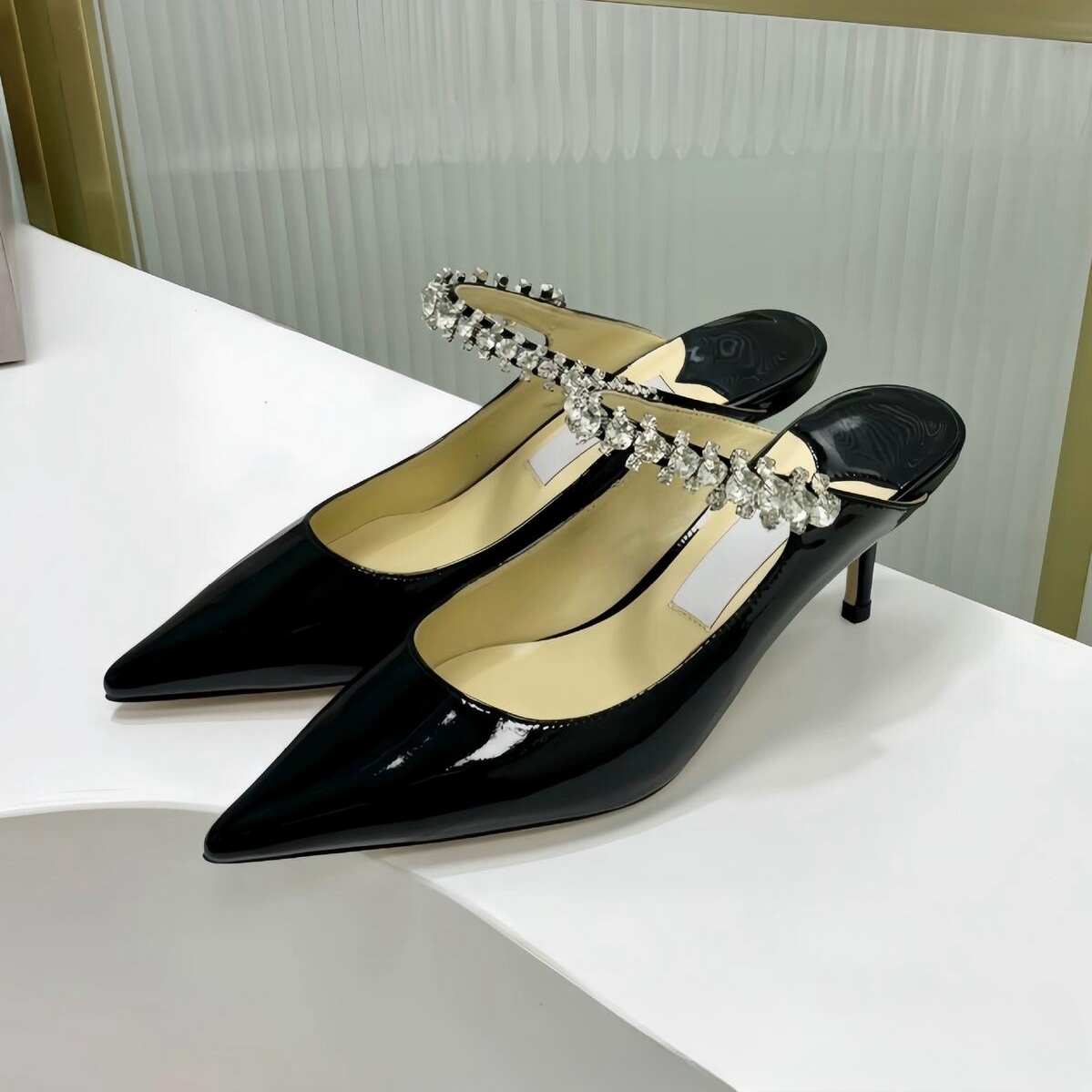 Pointed Toes Sandals Designer High Heels Dress Shoes 7cm 9cm Summer Luxury Rhinestone Flat Heels White Black Nude Patent Leather Sexy Woman Sandals 3543