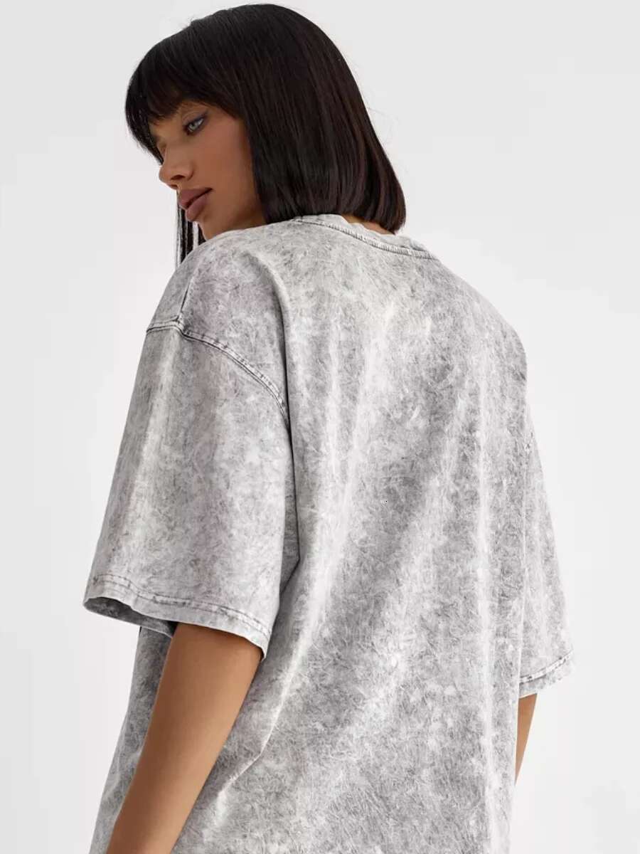 2025 new oversized INS short sleeved retro loose street designer fashion outfit worn-out T-shirt women's printed half sleeve4