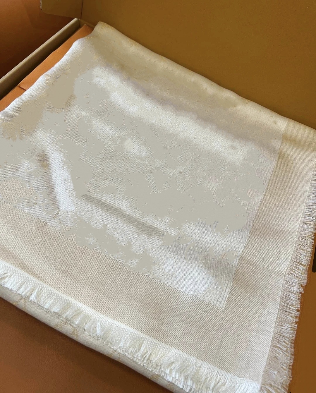 Designer Scarf Silk Scarf classics Cashmere Scarves wool Scarves Women Man Designer Silk Scarf with Embroidery logo with brand box