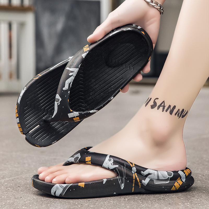 2025 New Designer Sandals 45 Size Flip Flops Men's Cool Summer New Couple Outdoor Soft Soled Beach 46 Clip On Slippers Trendy