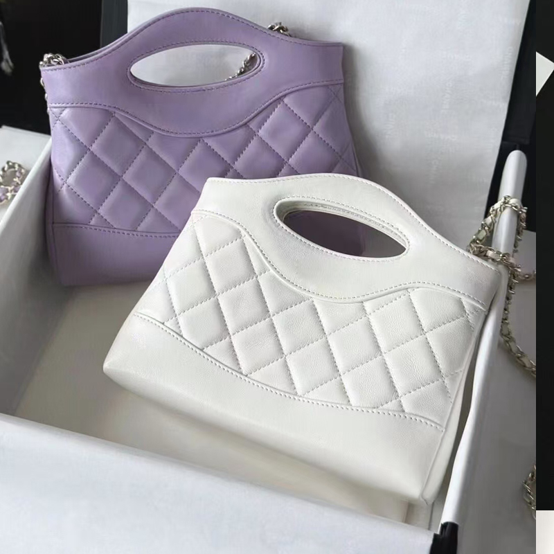 2025 Womens Cosmetic Bag Chain Shoulder Nano Hand Lingge Tote Cowhide Crossbody Commuter