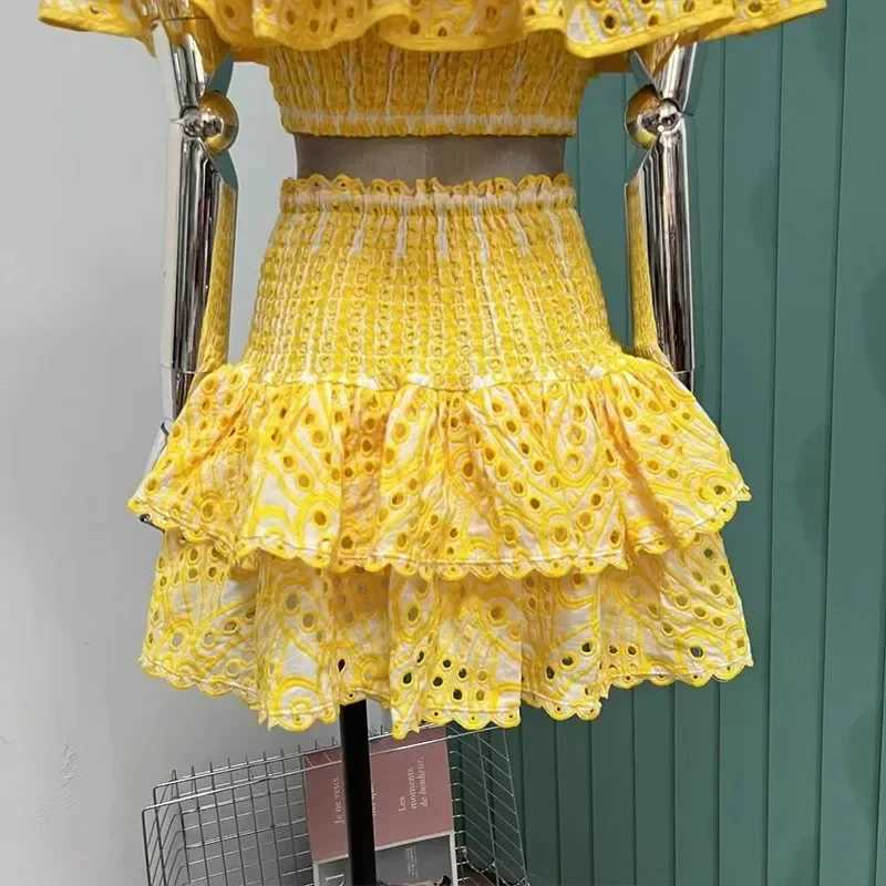 Two Piece Dress New summer holiday 2-piece sexy womens shoulder embroidered pleated hollow cotton short top+cake mini ski suit Y250315O7NZ