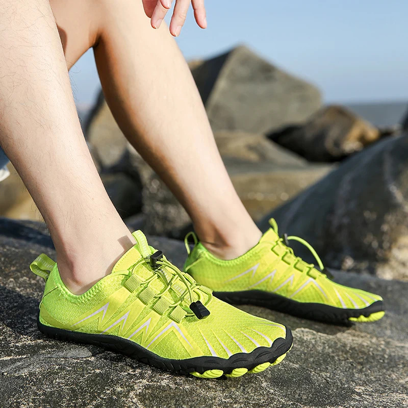 Arrival Water Shoes QiuckDry Aqua Men Women Outdoor Beach Swimming Wading Breathable FiveFinger Sneakers Size 35 250304