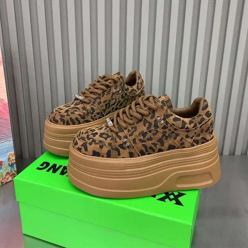 Womens platform Leopard sports and leisure shoes sports shoes autumn and winter trends running shoes walking travel 250310