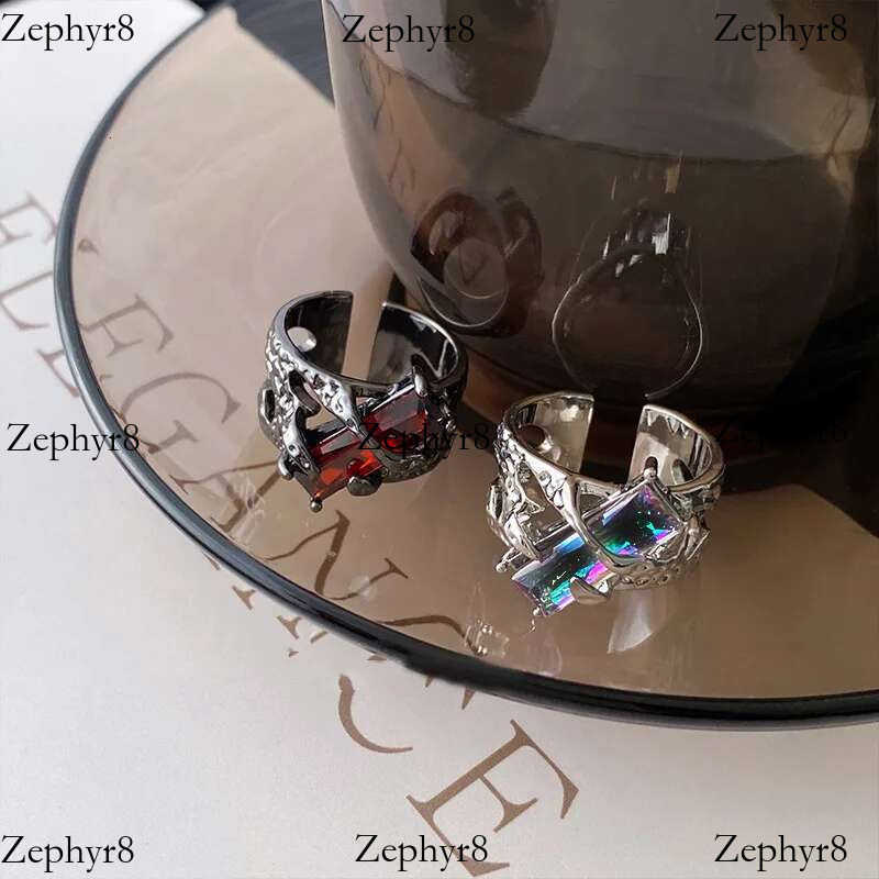 2025 model 2023 New Punk Black Rings Thorns Vine Twine Red Rhies Hollow Unsex Couple Finger Ring Women Men Jewelry Gift