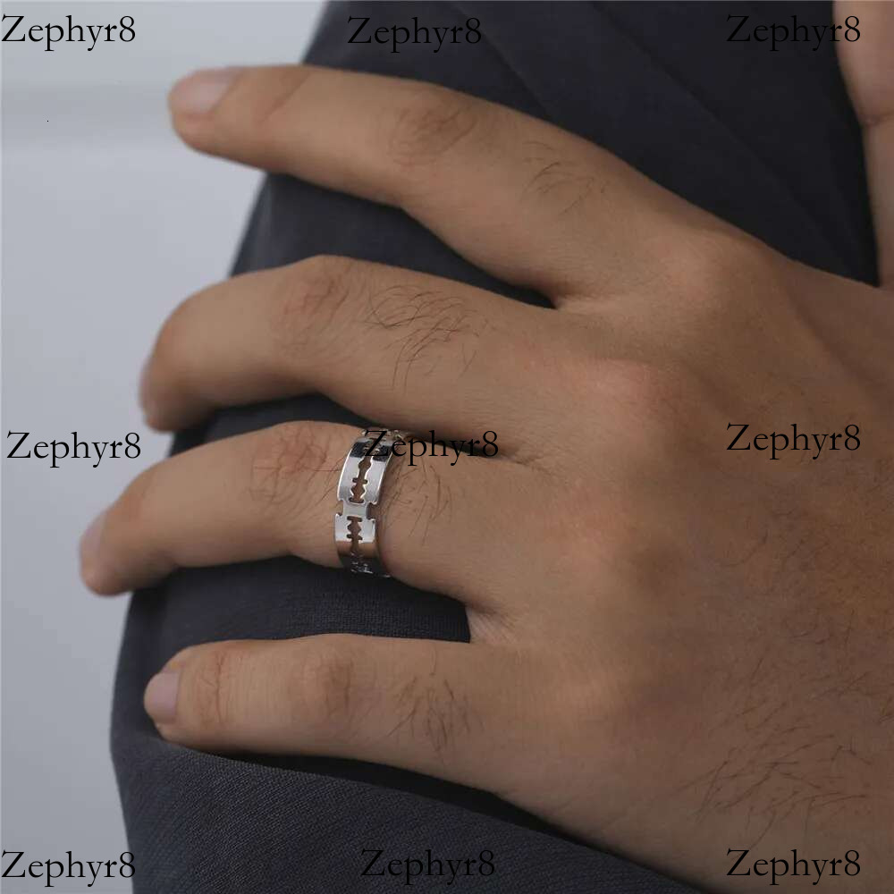 2025 New model Skyrim Fashion Blade for Men Women Stainless Steel Punk Hip Hop Finger Ring Couple Jewelry Party Birthday Gift Wholesale