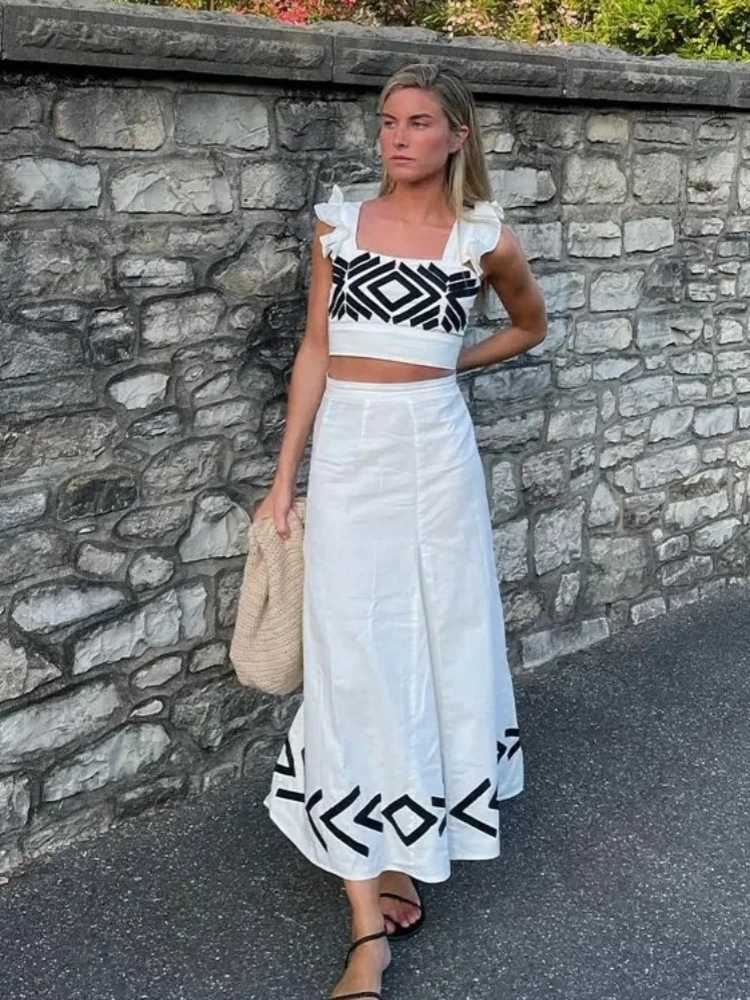 Two Piece Dress 2025 New Women Causal Two Piece Sets Summer Plaid Fly Slve Crop Tops Print Skirt Dr Sets Holiday Elegant Women Outfits Y2503154P6O