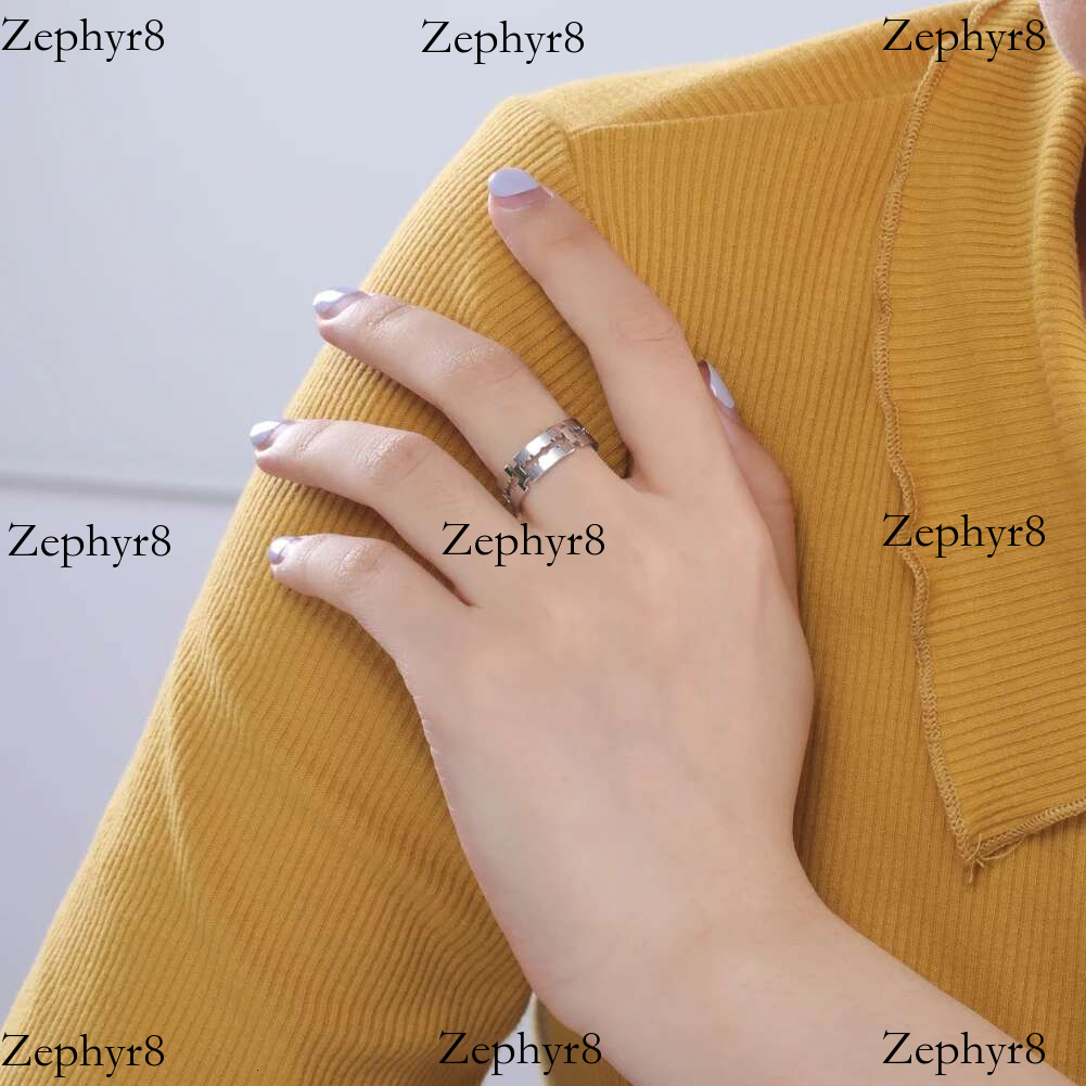 2025 New model Skyrim Fashion Blade for Men Women Stainless Steel Punk Hip Hop Finger Ring Couple Jewelry Party Birthday Gift Wholesale