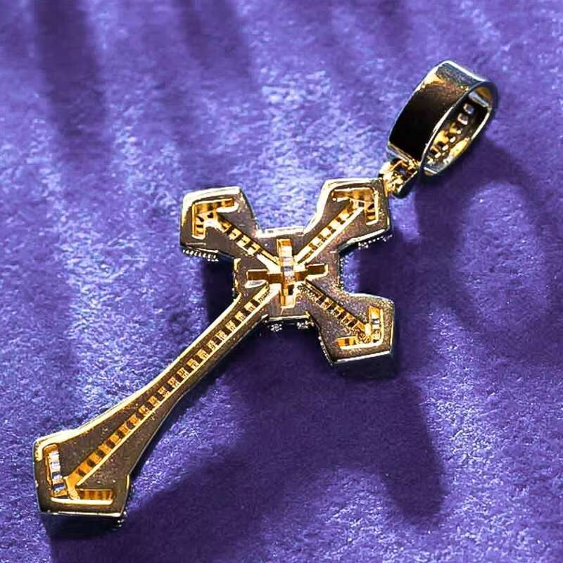 Hip hop GRA Bg D color stick moissanite pure sier dia tester wrapped in men's and women's cross pendant