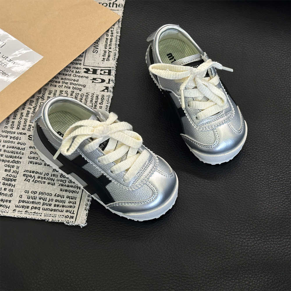 Athletic Outdoor Childrens Forrest Gump Shoes 2025 Autumn Edition Childrens Shoes Girls Sports Shoes Childrens Silver Board Shoes Mens Baby Soft BottY