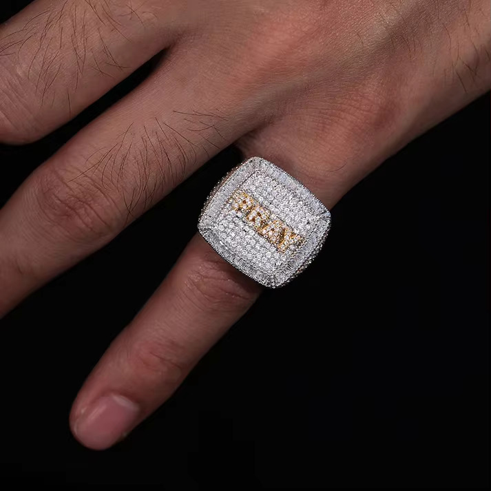 Original in Stock Iced Out Moissanite Ring Fashion Jewelry 14k Gold Hip Hop Moissanite Diamond Cuban Ring for Men