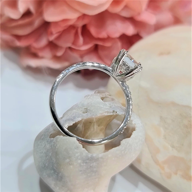 Jewelry 2CT E VS1 Radiant Cut IGI Certified 2 Carats Elongated Radiant Diamond Engagement Ring CVD Lab Grown Diamond Ring For Women