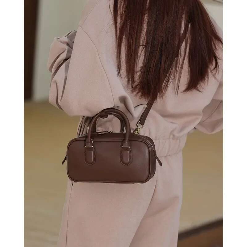 Boston Bowg Pillow Package 2024 Handbag Women's Genuine Leather Shoulder Crossbody Bag