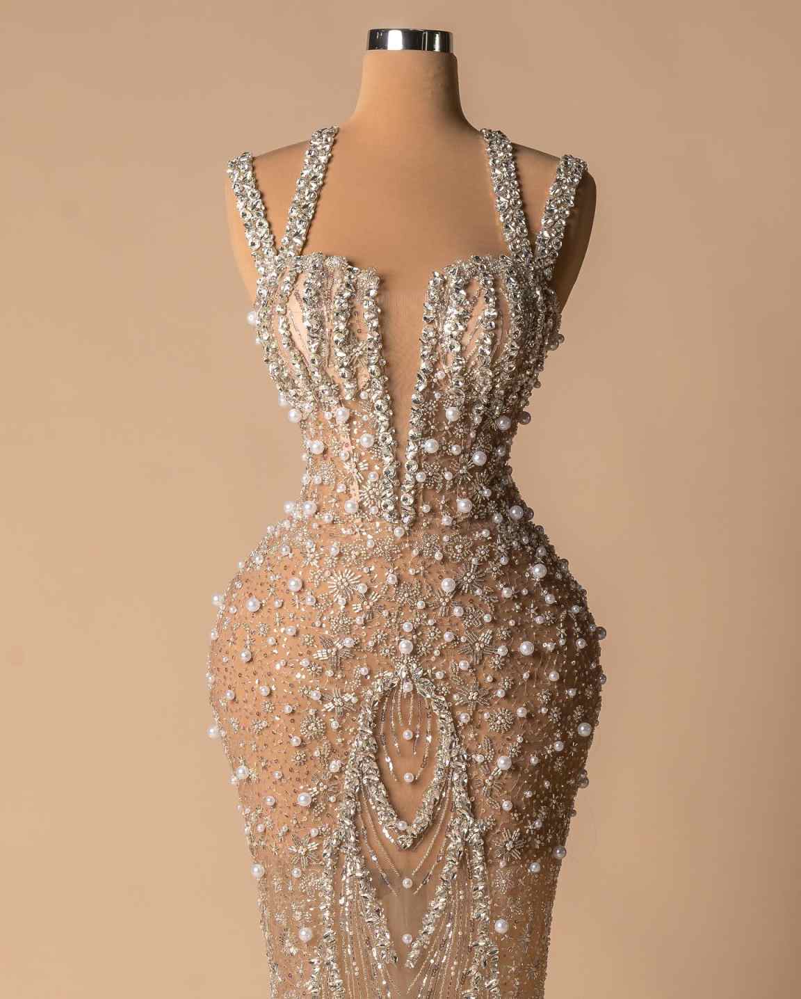 Evening Dresses For Women Spaghetti Strap Sleeveless Gown Sequins Pearls Crystal See Through Sweep Train Party Customized Dress