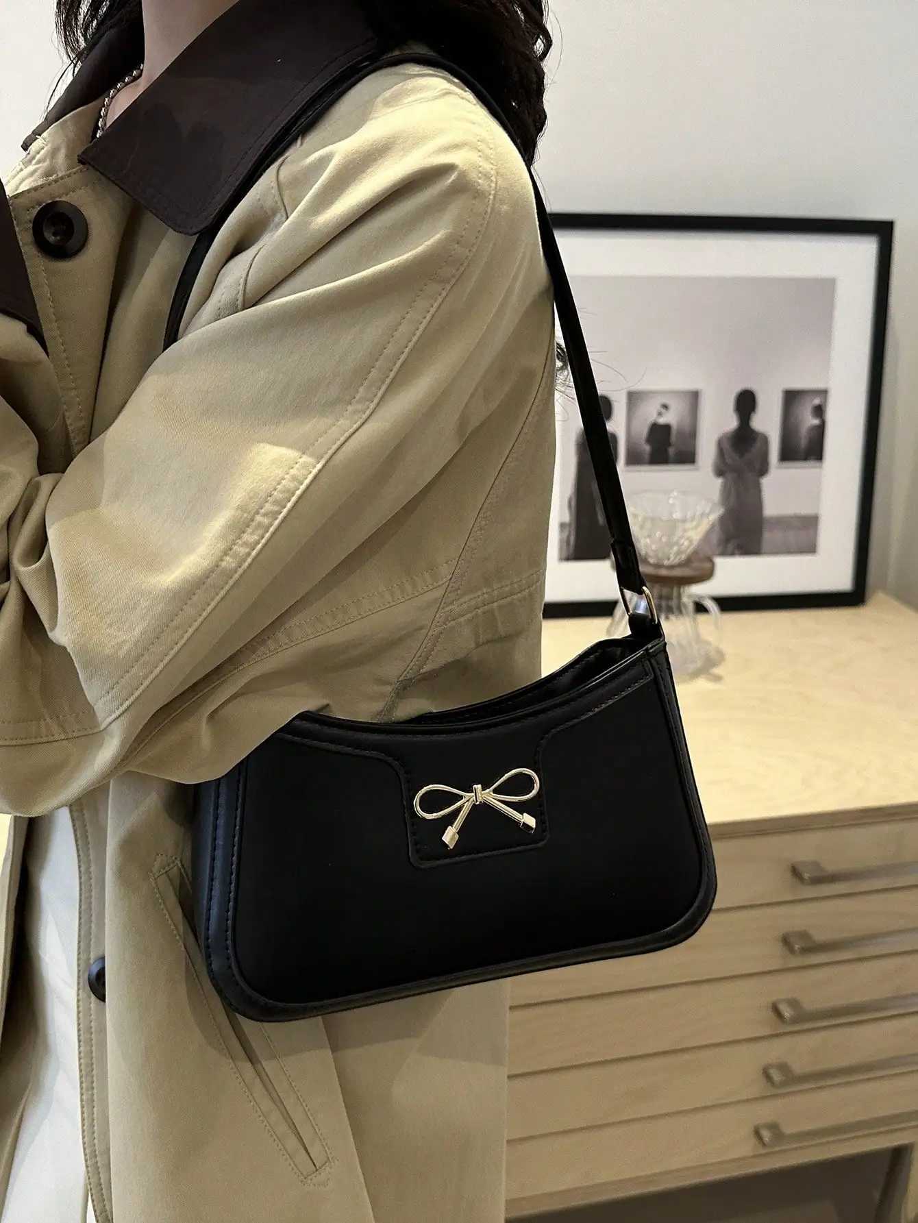 Warm handbag new autumn/winter Cmuting Shoulder armpit bag Korean Fi cross body bag with bow decoration Y250321