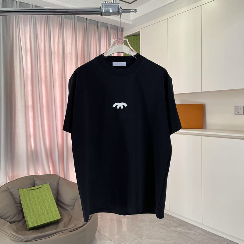 New models for 2025 designer t shirt Leisure Versatile graphic tee Loose multiple sizes t shirt Men and Women tshirt 10A High Quality tshirt