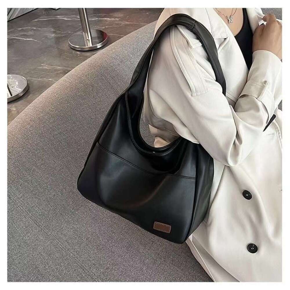 Large Capacity for Women Spring/Summer Soft Leather Bucket Commuter Tote College Student Classroom Shoulder Bag 2025 Versatile New Trendy Clothing Ins