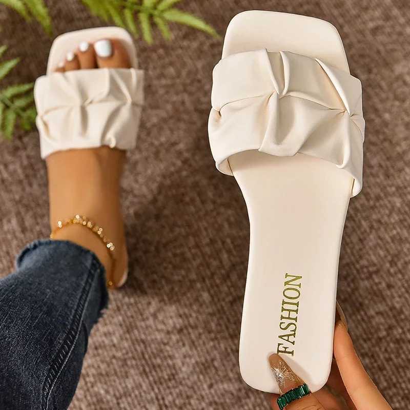 Folding summer slider womens trend flat outdoor womens flat sandals womens flip sandals 2024 Korean design womens shoes green khakiT250317
