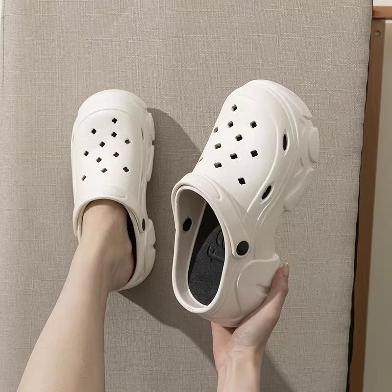 2025 new hot free shipping deisgner slippers for womens Thick soled slippers black white khaki Summer Cute Anti slip Thick soled Tall Shoes