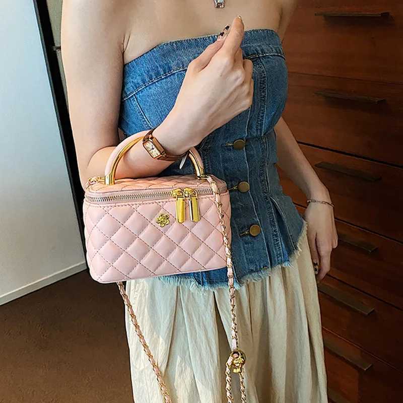 Quilted Shoder Bag for Wen PU Leather British Style Handbag Ladies Chain Crossbody Bags Fem Small Square Pocket Y250321