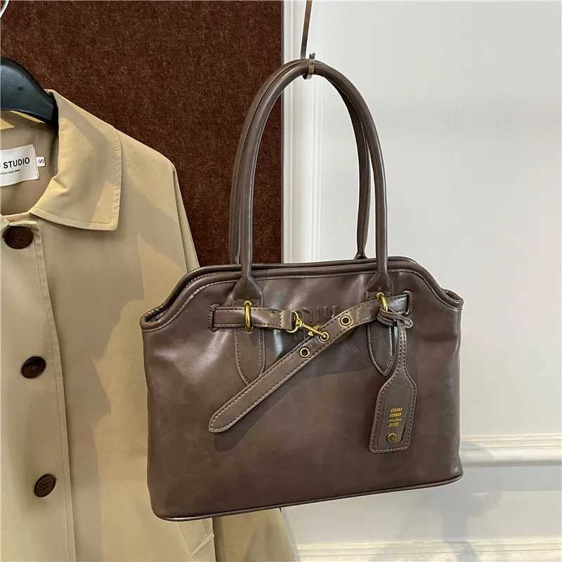 Popar leather handbag womens handbag designer messenger bag luxury cross shaped bag classic shoe bag Y250321