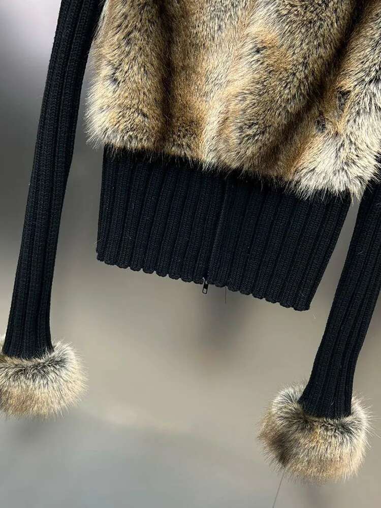 DEAT Fashion Women's Spliced Fake Fox Plush Knitted Cardigan 2024 Winter New V-Neck Long Sleeves Zipper Sweater Female 11Xx7778