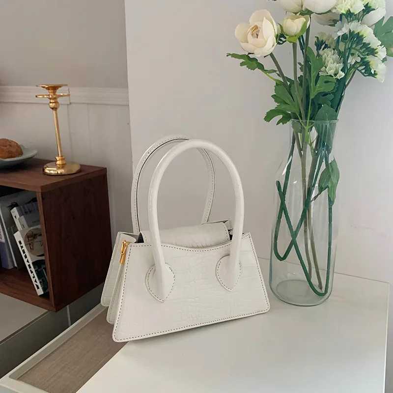 Fashion Small Square Wen Clutch Purse Handbags New Simple Ladies Messenger Bag Solid Color Fem Shoder Crossbody Bags Z250318