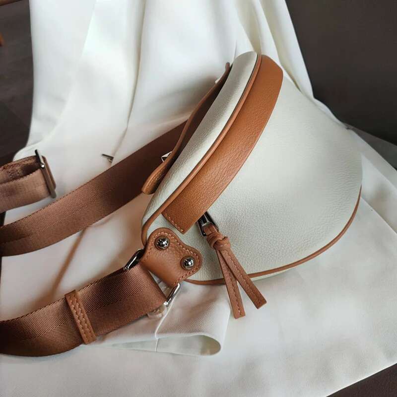 Women Genuine Leather Chest Lady Fashion Crossbody Shoulder Bungee Waist Bag Female Light Soft Messenger Purse 2023 New
