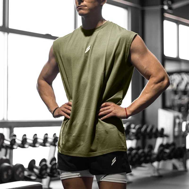 New Summer Fitness Tank Top Mens Breathable Loose Mesh Training Sleeveless T-shirt Quick Drying Tank Top Mens Fitness ClothingT250317