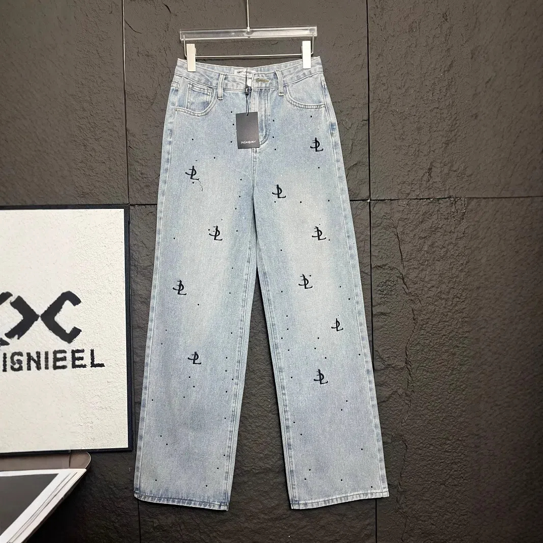 Women's Designer Straight-Leg Jeans - Fashionable Printed Denim Trousers for Ladies