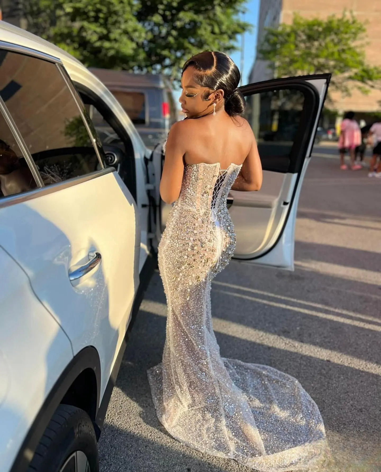 Aso Ebi 2025 Ivory Illusion Mermaid Prom Dresses Crystals Pearls Sequined Evening Formal Party Second Reception Birthday Gowns Dress For Special Ocns