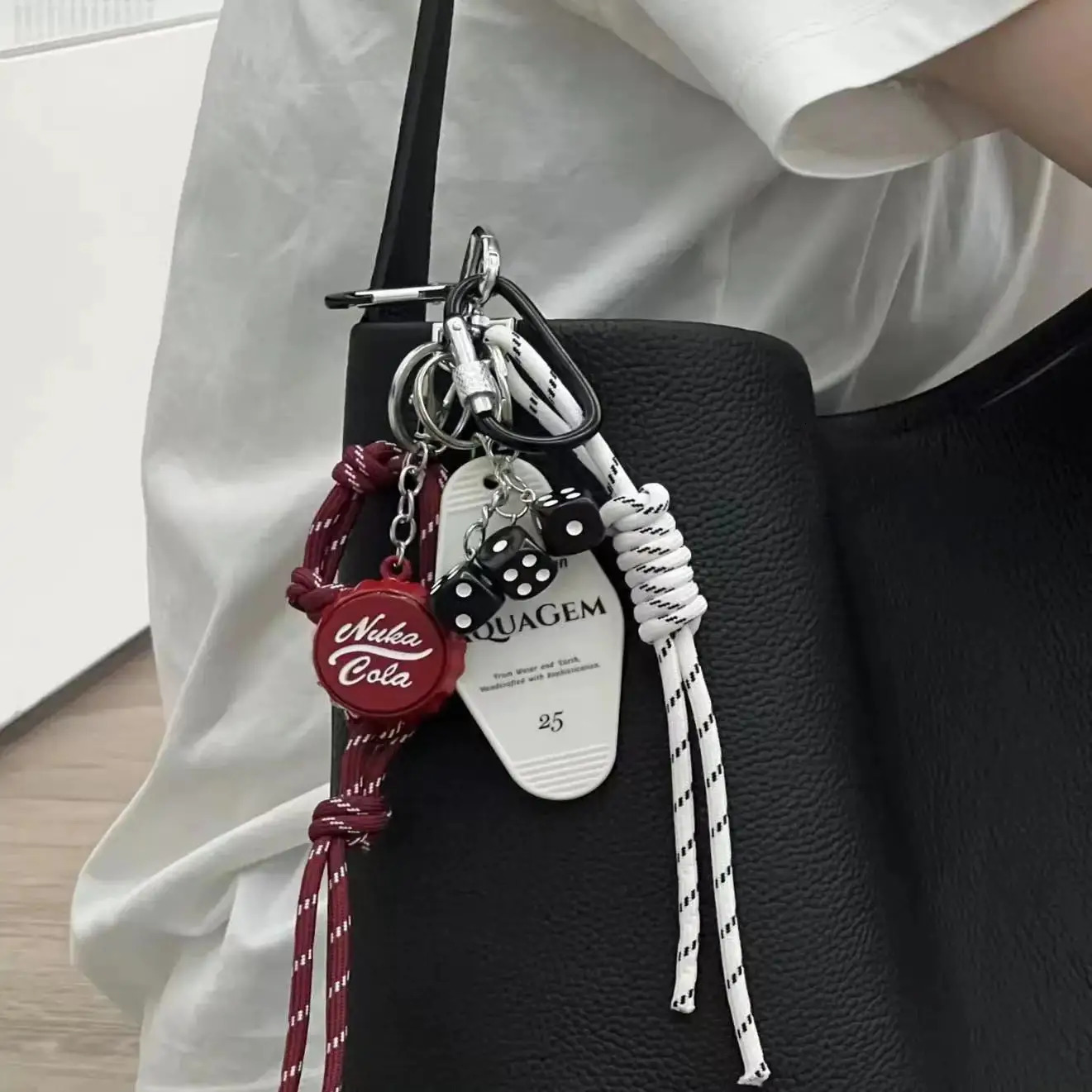 Handmade Baseball Personalized Keychain Creative Simple Diy Rope Pendant Y2k Alkali Water Bread Tassels Trendy Accessory Gifts 250311
