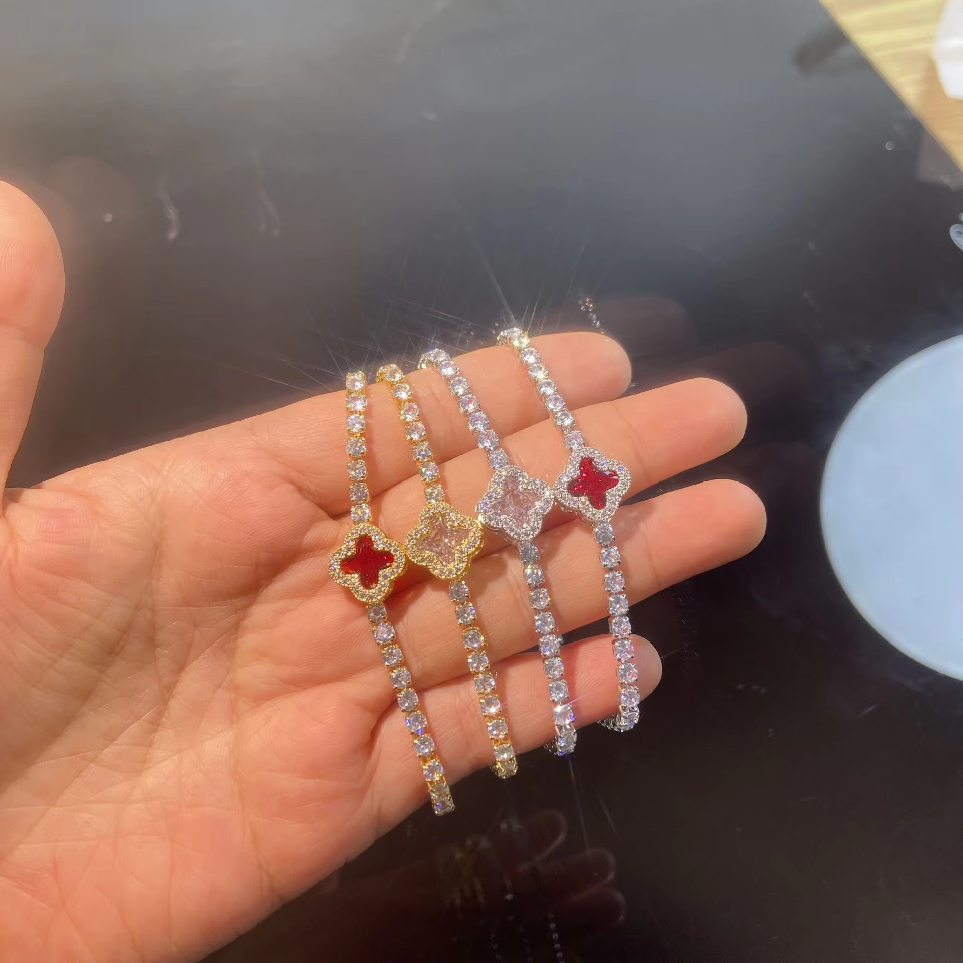 Fashion Lucky Four Leaf Clover Tennis Bracelet Red Gold Silver Red Moissanite Clover Tennis Bracelet