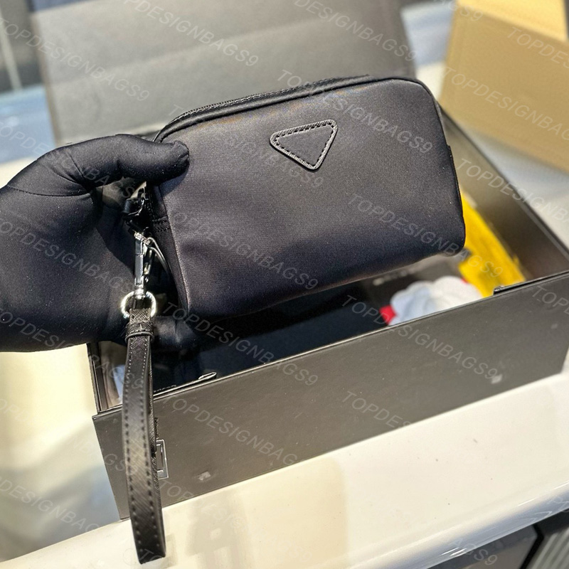 Mens Womens Designer Cosmetic Bags Nylon Mini Coin Purse New Fashion Clutch Bags