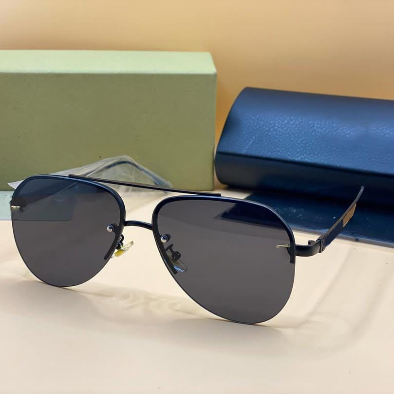 Sunglasses Designer For Mens Womens Classic Luxury Brand Fashion Design Sunscreen Radiation Level Trend With Box