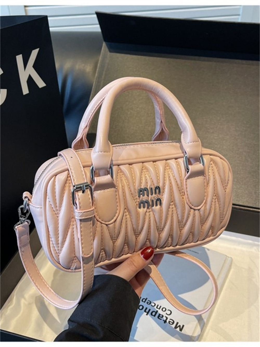 Designer Totes - Chic Wrinkled Square Handbag: Fashionable Women's hot Tote Bag, Small & Lightweight