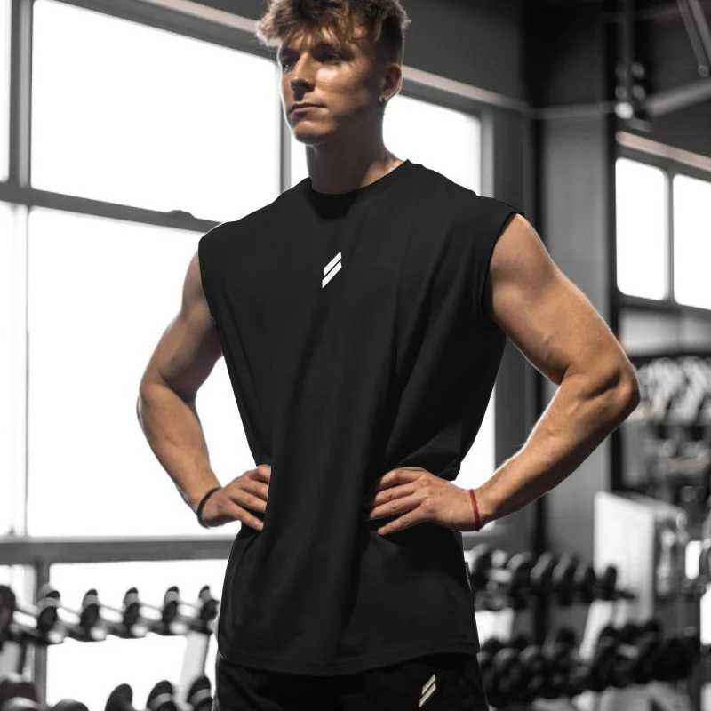 New Summer Fitness Tank Top Mens Breathable Loose Mesh Training Sleeveless T-shirt Quick Drying Tank Top Mens Fitness ClothingT250317