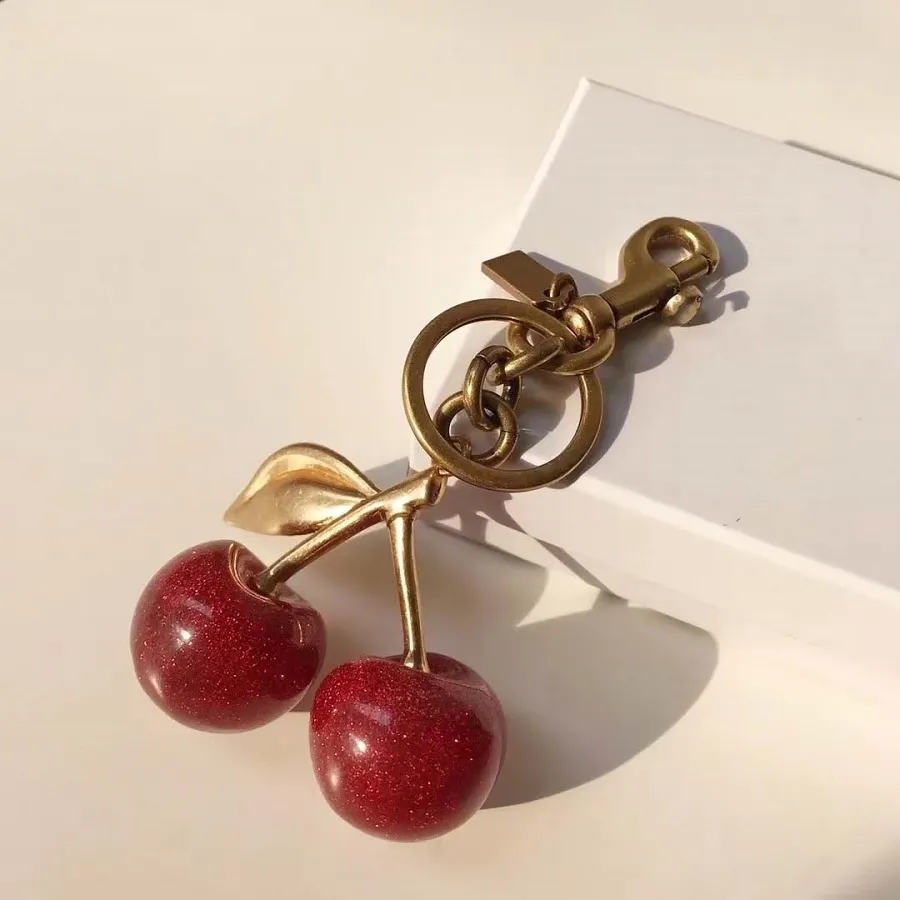 Designer Keychain Cherry Bag Glamour Women's Keychain Vintage Cool Cherry pattern Sparkling pattern resin keychain bag lanyard high quality