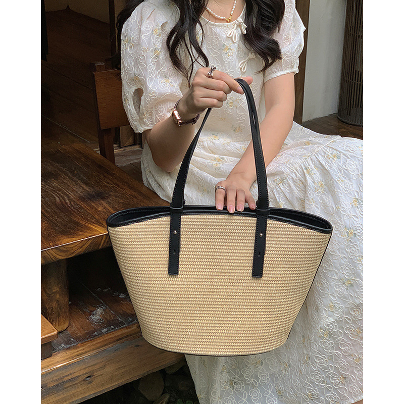 Chic Women's Big Capacity Tote Bag with Unique Rattan Design - Stylish Single-Shoulder Carryall