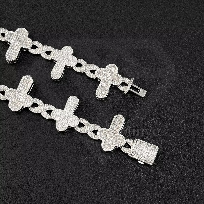 Hip Hop Jewelry Brass Inlaid Cubic Zirconia 18k Gold Plated Dainty Cross Necklace Cross Iced Out Cuban Link Chain Necklace