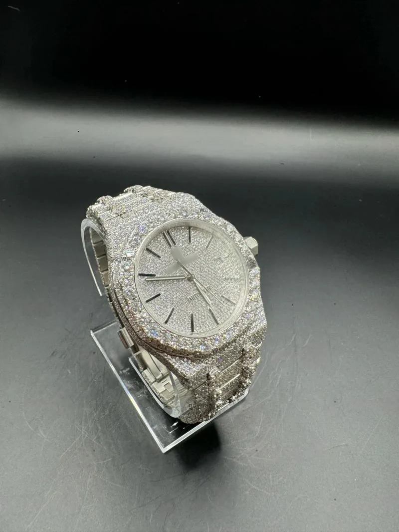 High-end custom men's watch - VVS grade - Moissanite diamond watch - High-quality fashionable watch, showcasing elegant style. Passed inspection. Free delivery.