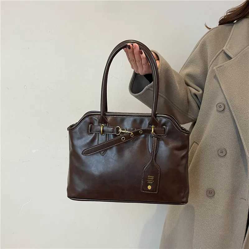 Popar leather handbag womens handbag designer messenger bag luxury cross shaped bag classic shoe bag Y250321
