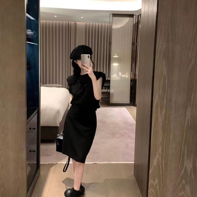 Women Dress Sleeveless Denim Shirt For Spring Summer Outwear Casual Style With Budge Letter Lady Slim Dresses Belt Pleated Skirt Button Zipp