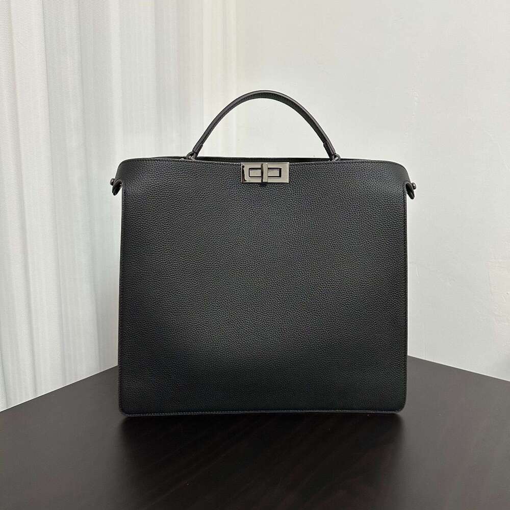 New Korean Version Of Top Layer Cowhide Handbag, Briefcase, Casual Shoulder Backpack, Large Capacity Business Bag