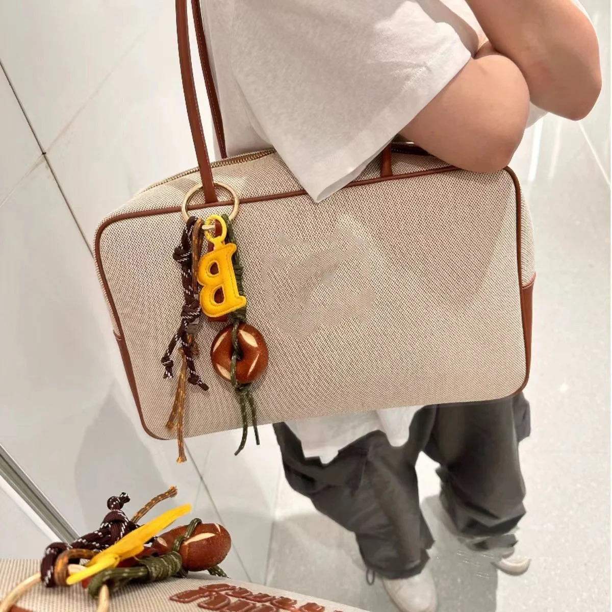 Handmade Baseball Personalized Keychain Creative Simple Diy Rope Pendant Y2k Alkali Water Bread Tassels Trendy Accessory Gifts 250311