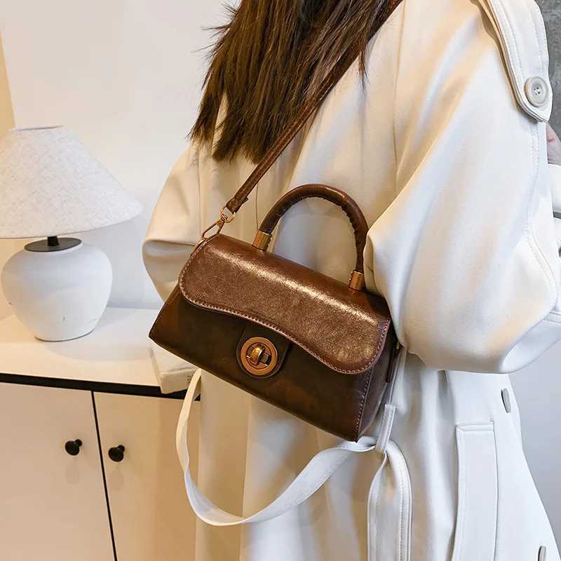 Luxury Designer Lock PU Leather Wens Handbag Crossbody Bag Flap Tote Y250321